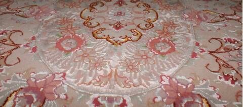 Tabriz White Oval Hand Knotted 65 X 910  Area Rug 400-16625 Image 7