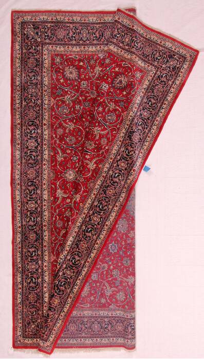 Sarouk Red Hand Knotted 89 X 127  Area Rug 400-16693 Image 7