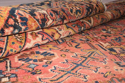 Heriz Red Hand Knotted 92 X 127  Area Rug 400-16735 Image 15