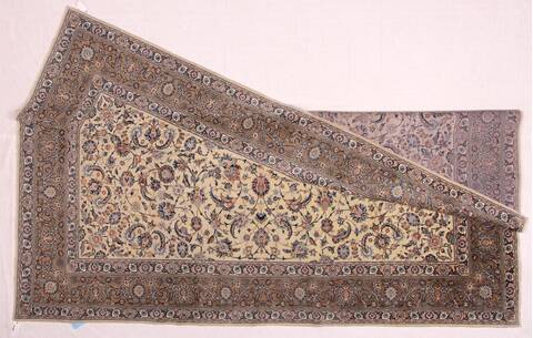 Kashan Yellow Hand Knotted 96 X 133  Area Rug 400-16741 Image 4