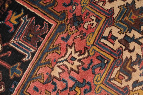 Heriz Purple Hand Knotted 74 X 93  Area Rug 400-16758 Image 14