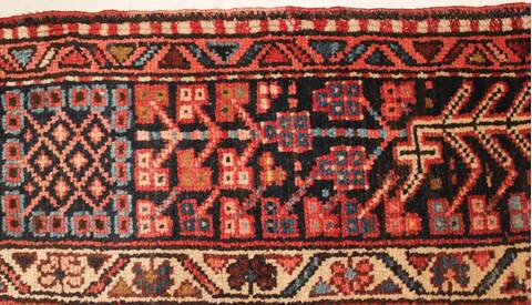 Gharajeh Red Hand Knotted 86 X 130  Area Rug 400-16766 Image 10