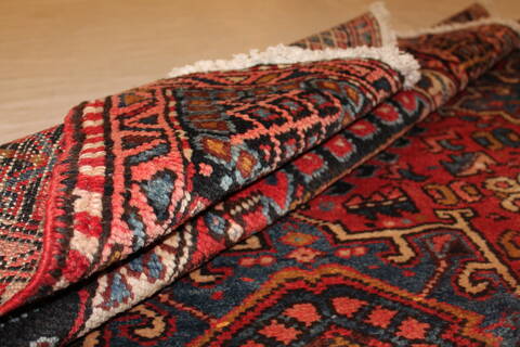 Gharajeh Red Hand Knotted 86 X 130  Area Rug 400-16766 Image 13
