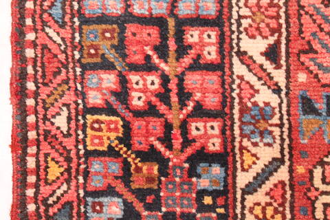 Gharajeh Red Hand Knotted 86 X 130  Area Rug 400-16766 Image 3