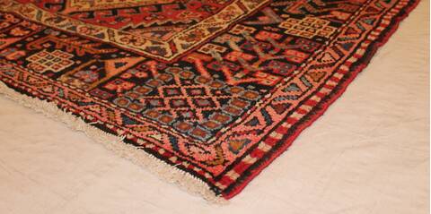 Gharajeh Red Hand Knotted 86 X 130  Area Rug 400-16766 Image 6