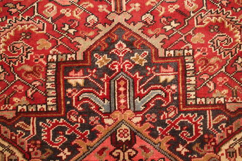 Heriz Red Hand Knotted 97 X 117  Area Rug 400-16774 Image 12
