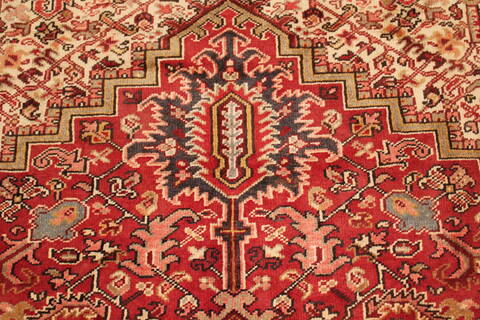 Heriz Red Hand Knotted 97 X 117  Area Rug 400-16774 Image 13