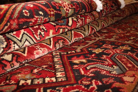 Heriz Red Hand Knotted 97 X 117  Area Rug 400-16774 Image 23