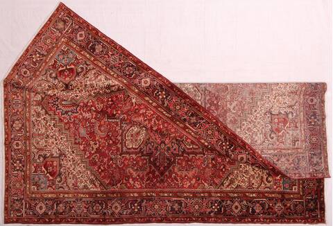 Heriz Red Hand Knotted 97 X 117  Area Rug 400-16774 Image 5