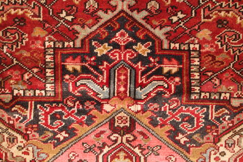 Heriz Red Hand Knotted 97 X 117  Area Rug 400-16774 Image 9