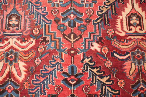 Bakhtiar Red Hand Knotted 98 X 124  Area Rug 400-16814 Image 5