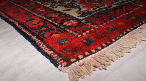 Malayer Red Hand Knotted 59 X 112  Area Rug 400-16939 Image 9