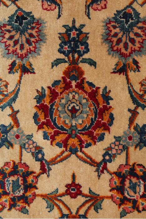 Kashan White Hand Knotted 90 X 1211  Area Rug 400-16954 Image 18