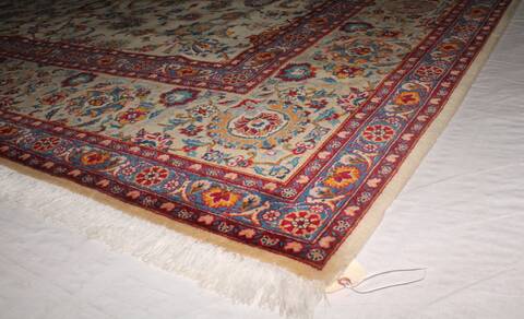 Kashan White Hand Knotted 90 X 1211  Area Rug 400-16954 Image 2