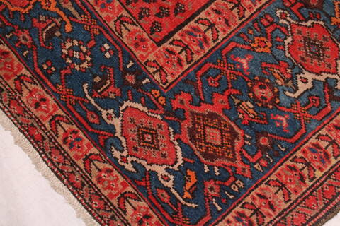 Malayer Red Hand Knotted 62 X 141  Area Rug 400-16962 Image 10