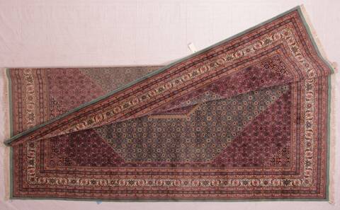 Bidjar Blue Hand Knotted 98 X 137  Area Rug 400-17118 Image 3
