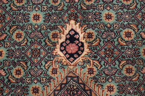 Bidjar Blue Hand Knotted 98 X 137  Area Rug 400-17118 Image 5