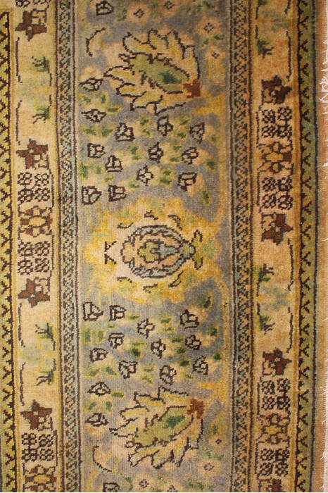 Tabriz Beige Square Hand Knotted 98 X 910  Area Rug 400-17157 Image 4