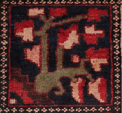 Bakhtiar Red Hand Knotted 102 X 1311  Area Rug 400-17160 Image 10