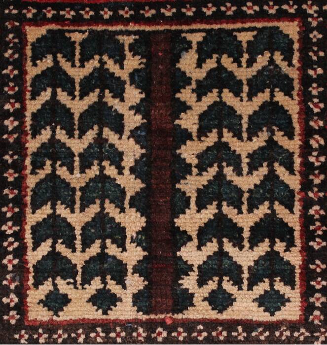 Bakhtiar Red Hand Knotted 102 X 1311  Area Rug 400-17160 Image 14