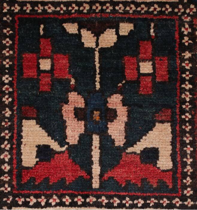 Bakhtiar Red Hand Knotted 102 X 1311  Area Rug 400-17160 Image 21