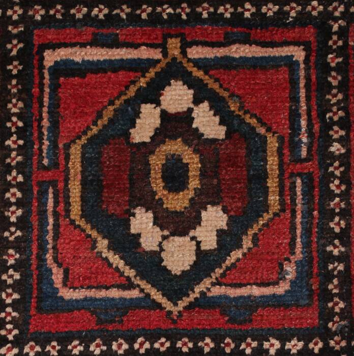 Bakhtiar Red Hand Knotted 102 X 1311  Area Rug 400-17160 Image 23