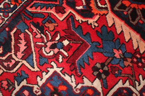 Bakhtiar Red Hand Knotted 102 X 1210  Area Rug 400-17208 Image 16