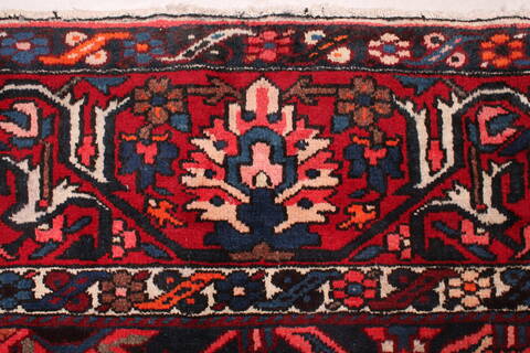 Bakhtiar Red Hand Knotted 102 X 1210  Area Rug 400-17208 Image 9