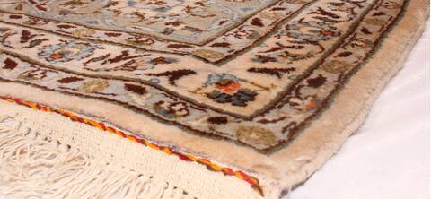 Kashan White Hand Knotted 110 X 168  Area Rug 400-17215 Image 8