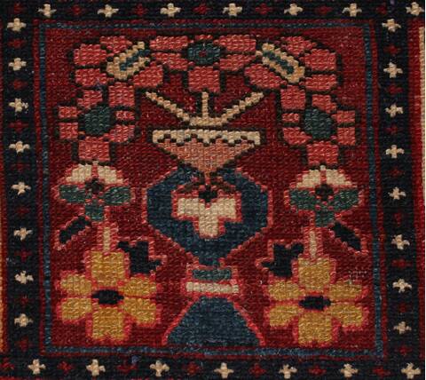 Bakhtiar Red Hand Knotted 104 X 132  Area Rug 400-17246 Image 29