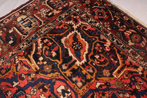 Bakhtiar Purple Hand Knotted 103 X 136  Area Rug 400-17253 Image 10