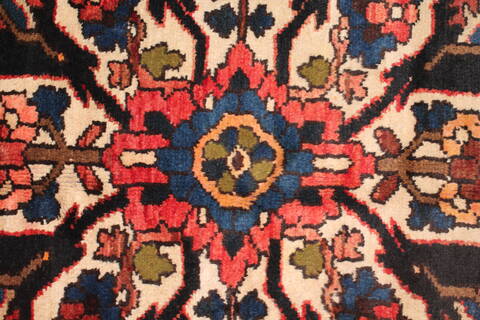 Bakhtiar Purple Hand Knotted 103 X 136  Area Rug 400-17253 Image 12