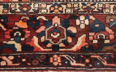 Bakhtiar Purple Hand Knotted 103 X 136  Area Rug 400-17253 Image 5