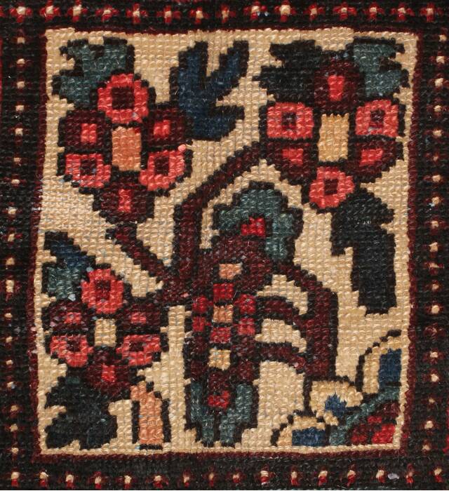 Bakhtiar Blue Square Hand Knotted 103 X 108  Area Rug 400-17259 Image 13