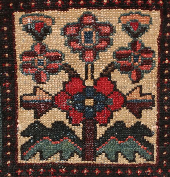 Bakhtiar Blue Square Hand Knotted 103 X 108  Area Rug 400-17259 Image 16