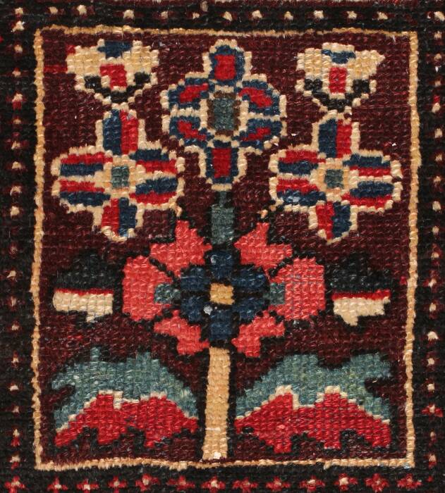 Bakhtiar Blue Square Hand Knotted 103 X 108  Area Rug 400-17259 Image 9