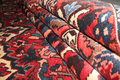 Bakhtiar Red Hand Knotted 911 X 124  Area Rug 400-17262 Image 22