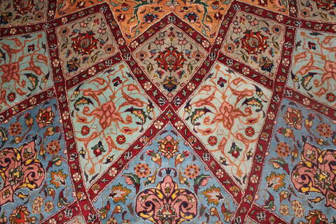 Tabriz Blue Hand Knotted 115 X 160  Area Rug 400-17284 Image 5