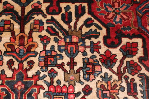 Bakhtiar Red Hand Knotted 120 X 148  Area Rug 400-17293 Image 26
