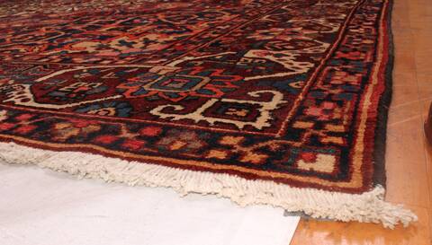 Bakhtiar Red Hand Knotted 120 X 148  Area Rug 400-17293 Image 28