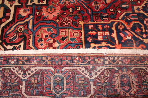 Bakhtiar Red Hand Knotted 120 X 148  Area Rug 400-17293 Image 29