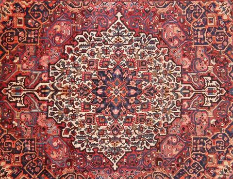 Bakhtiar Red Hand Knotted 120 X 148  Area Rug 400-17293 Image 2