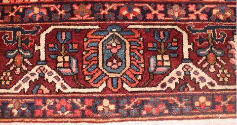 Bakhtiar Red Hand Knotted 120 X 148  Area Rug 400-17293 Image 5
