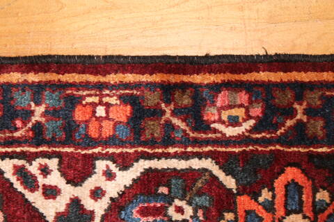 Bakhtiar Red Hand Knotted 120 X 148  Area Rug 400-17293 Image 8