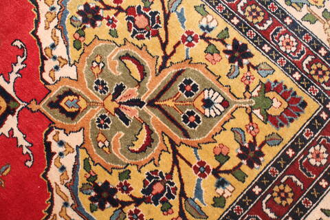 Tabriz Red Hand Knotted 119 X 147  Area Rug 400-17298 Image 17