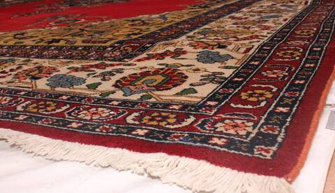 Tabriz Red Hand Knotted 119 X 147  Area Rug 400-17298 Image 2
