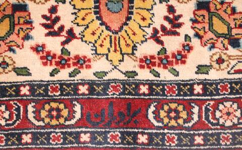 Tabriz Red Hand Knotted 119 X 147  Area Rug 400-17298 Image 7