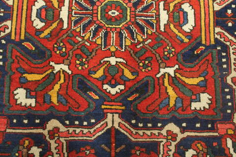Bakhtiar Red Hand Knotted 129 X 190  Area Rug 400-17303 Image 24