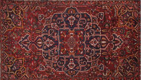 Bakhtiar Red Hand Knotted 129 X 190  Area Rug 400-17303 Image 3