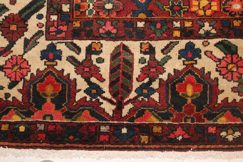 Bakhtiar Brown Hand Knotted 106 X 116  Area Rug 400-17321 Image 6